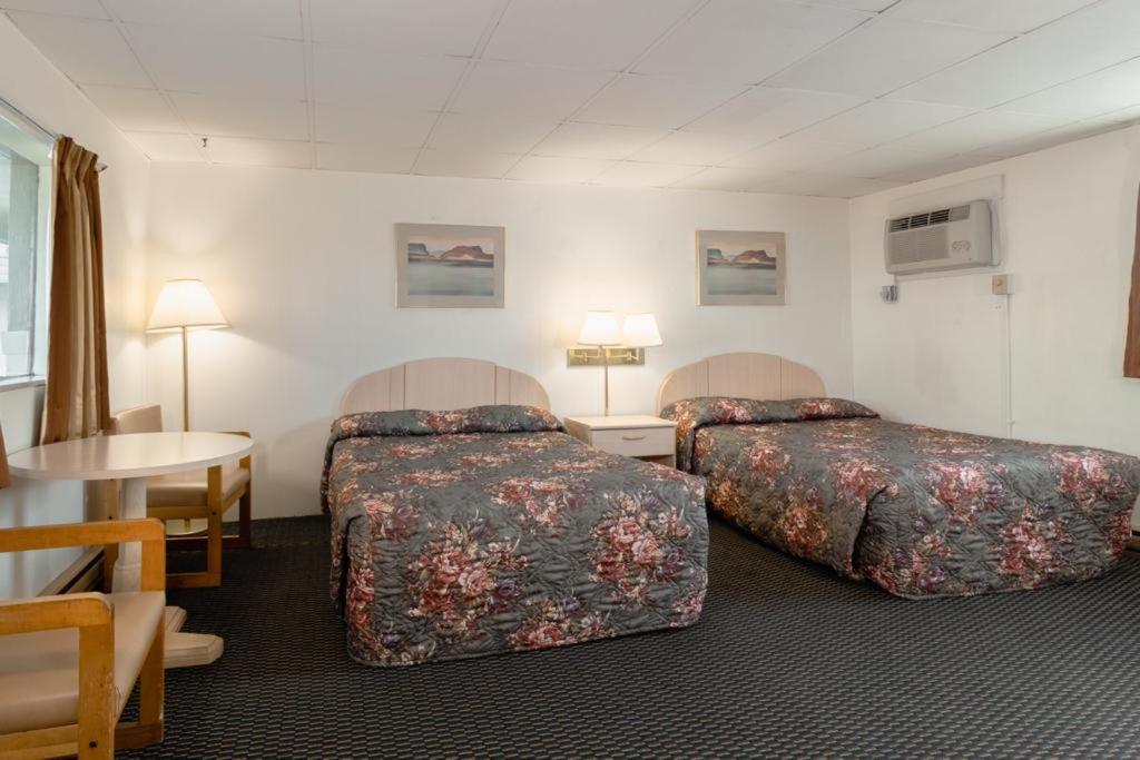 Dubois Manor Motel Dış mekan fotoğraf