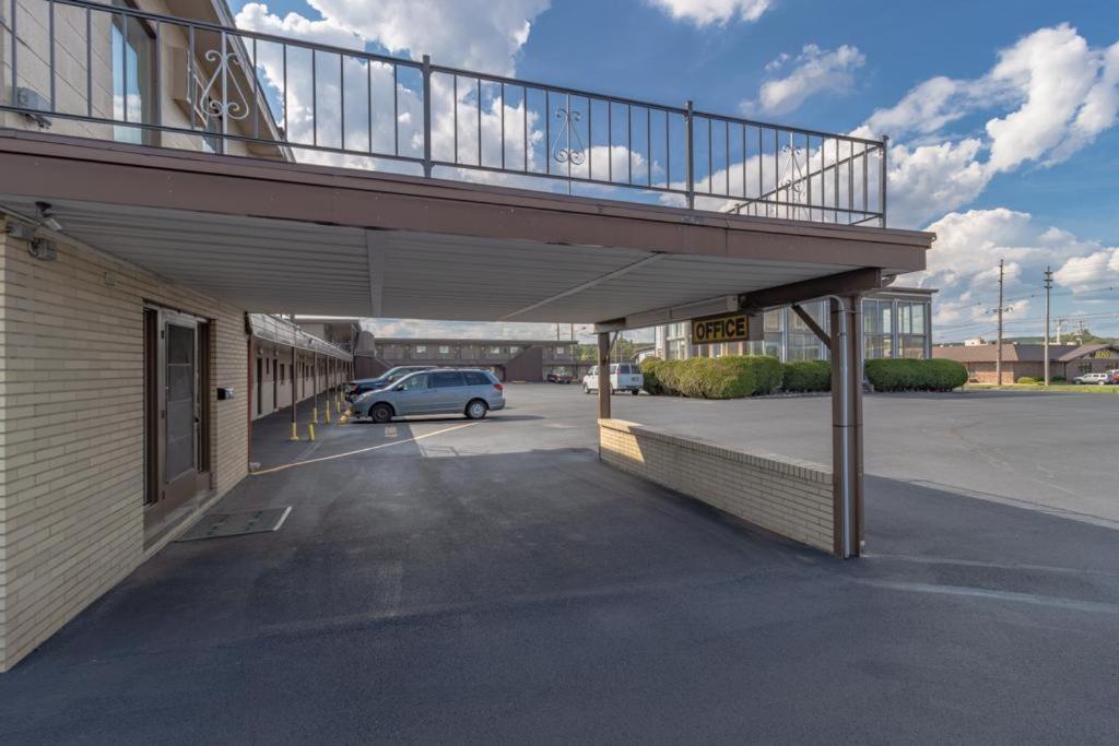 Dubois Manor Motel Dış mekan fotoğraf